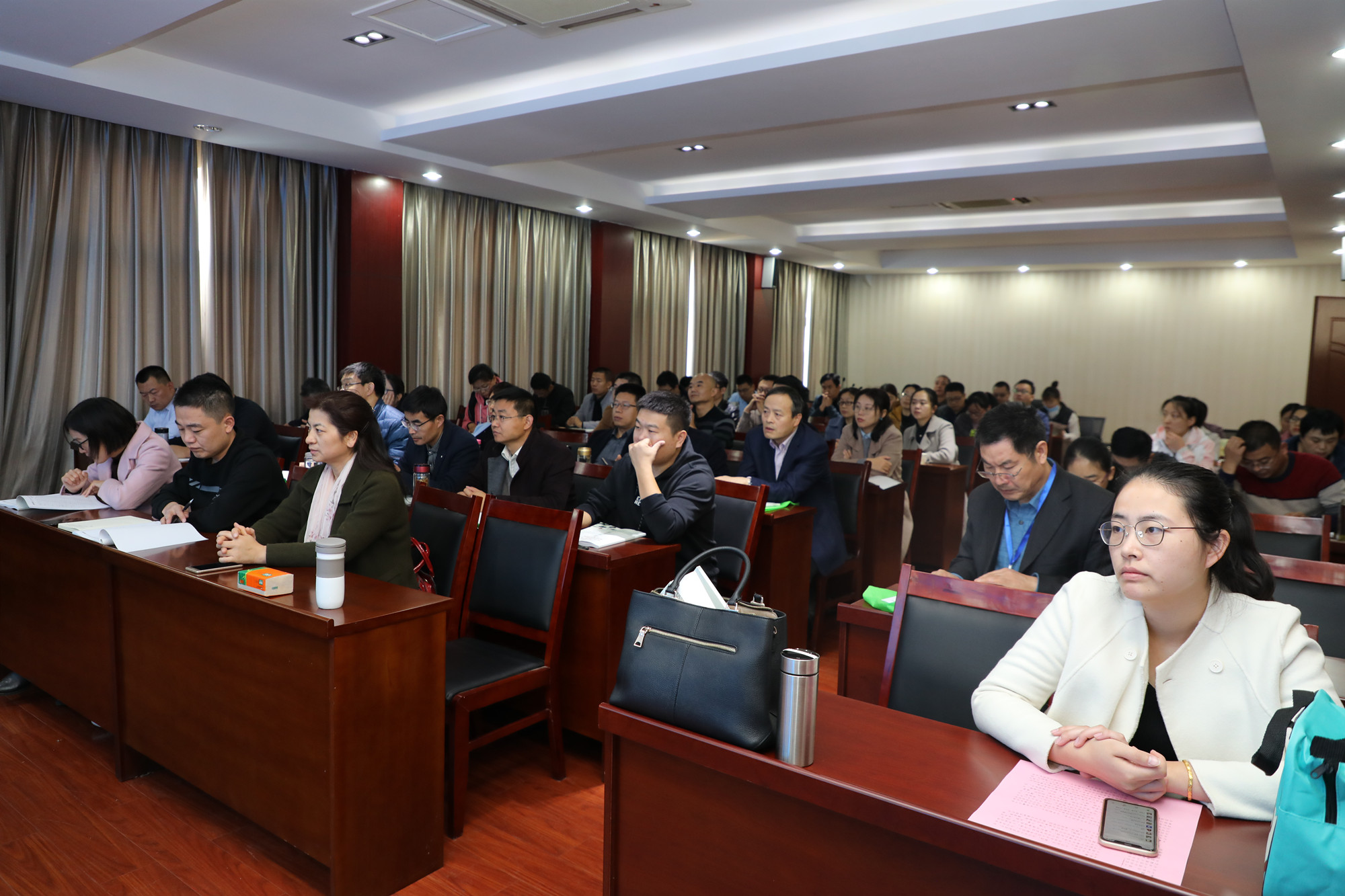 微信图片_20191118141823_副本.jpg
