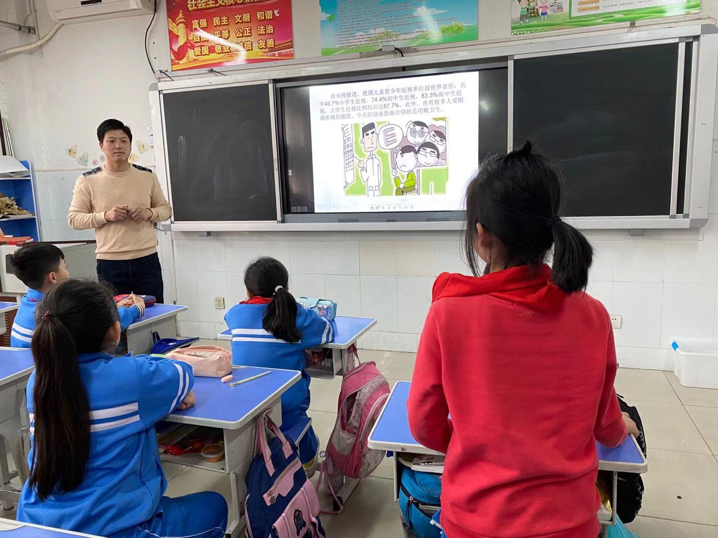 授课现场3.jpg
