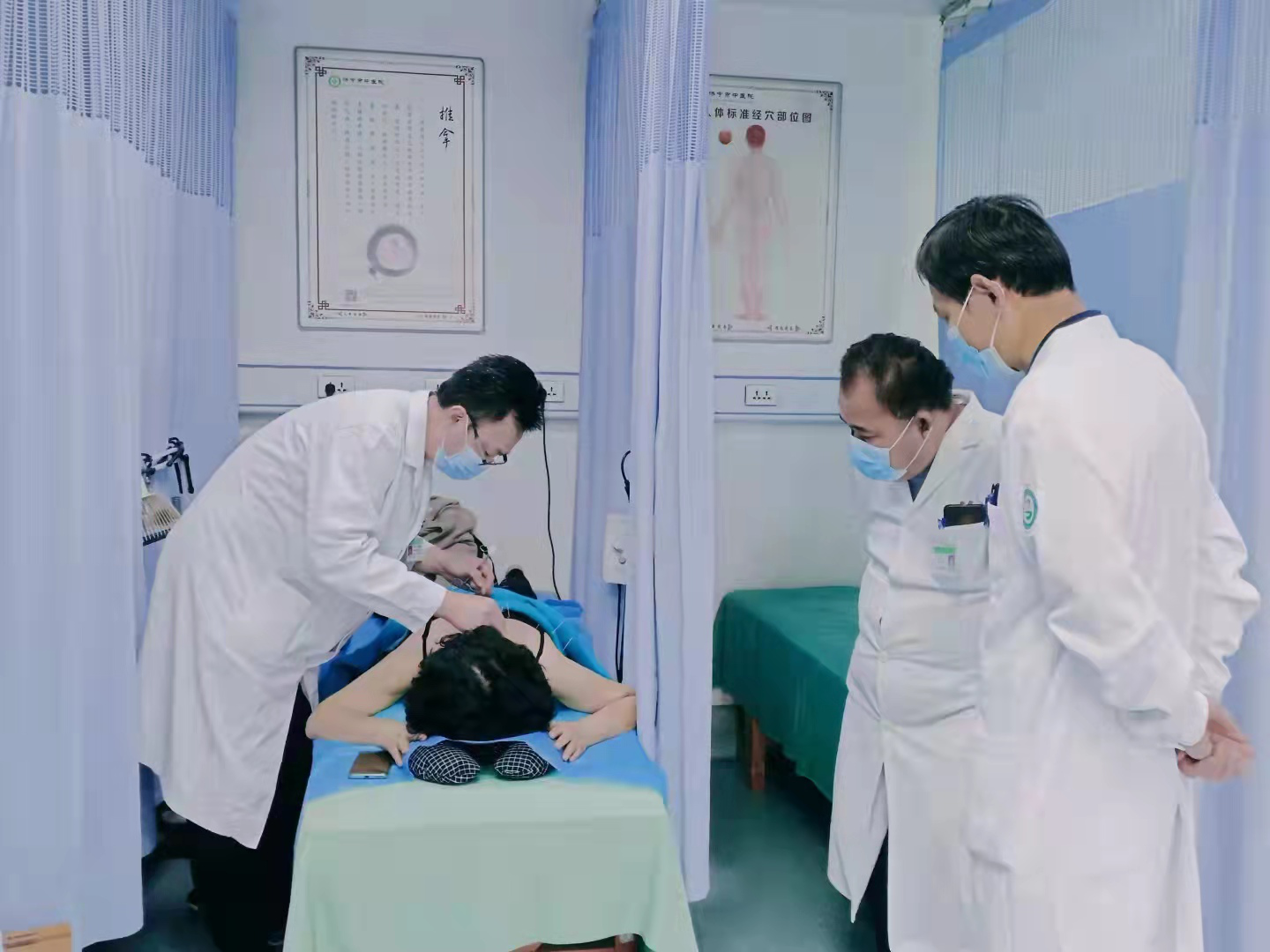 于志强2.png